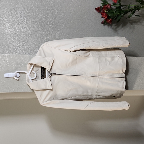 Columbia Jackets & Blazers - Columbia Women's Cream Leather Jacket Size Small